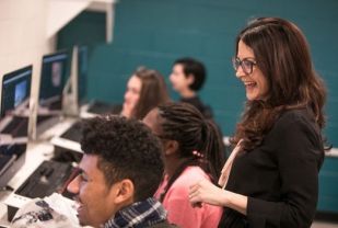 New College Curriculum Helps Students Flourish Beyond UVA