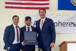 Virginia Gov. Glenn Youngkin with AgroSpheres cofounders