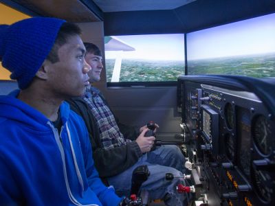 Engineering flight simulator